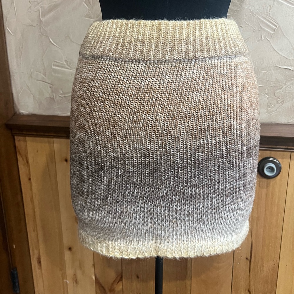 NWT/NWOT Sweater Mini Skirt